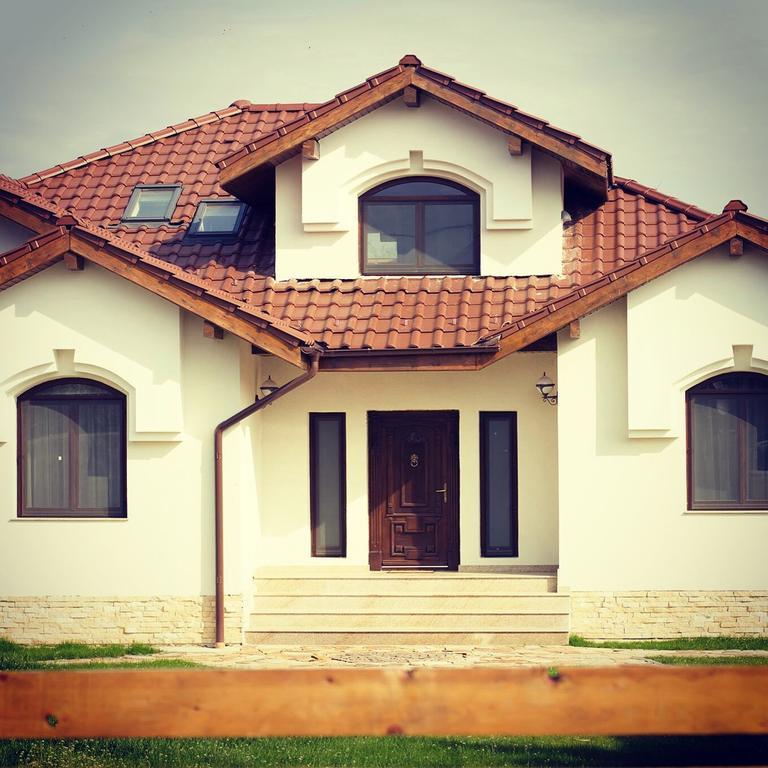 Pensiunea Groza Târgu Jiu Exterior photo